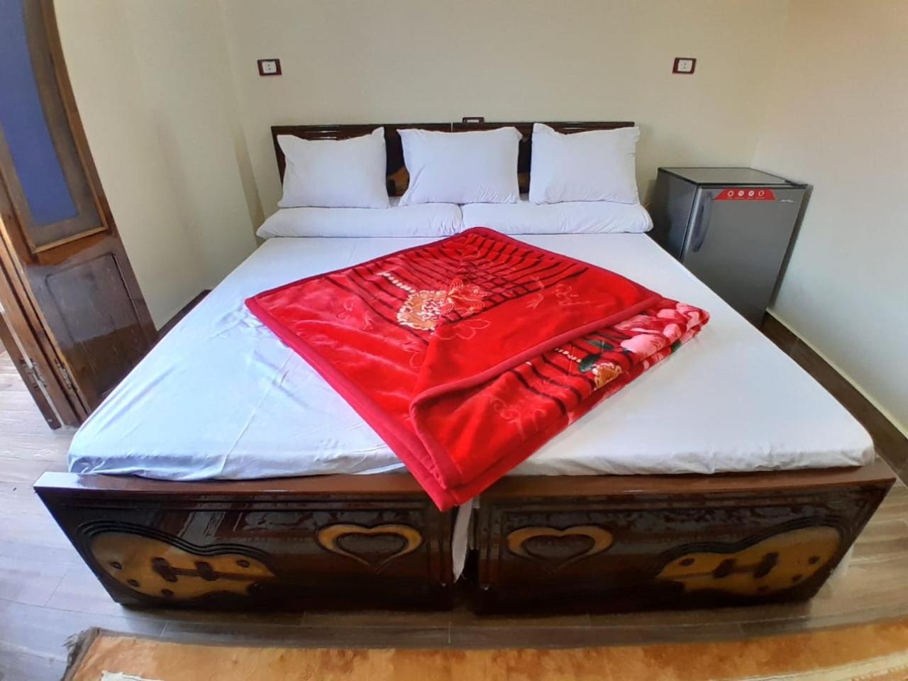 Osiris Guest House Abu Simbel Esterno foto