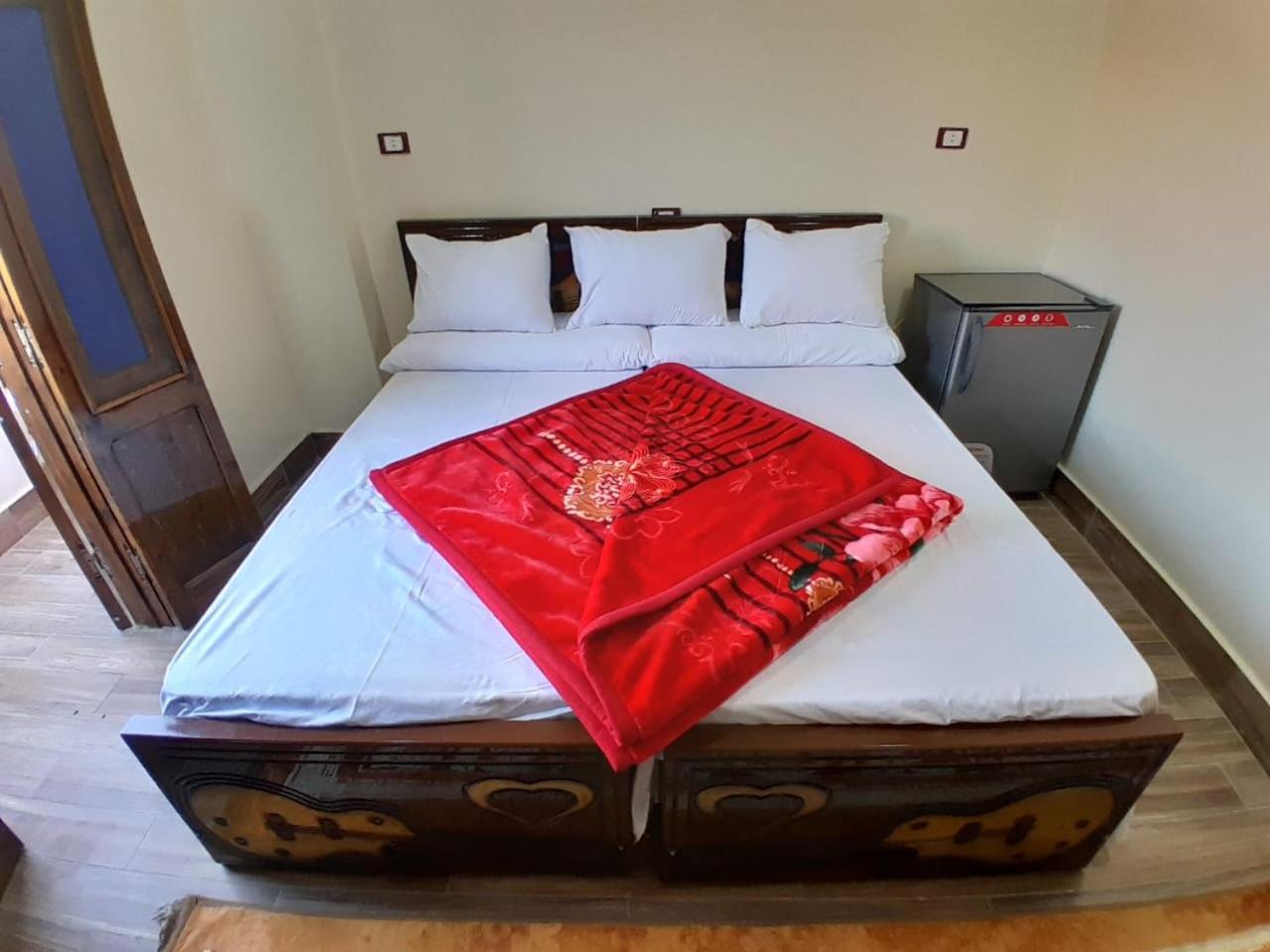 Osiris Guest House Abu Simbel Esterno foto