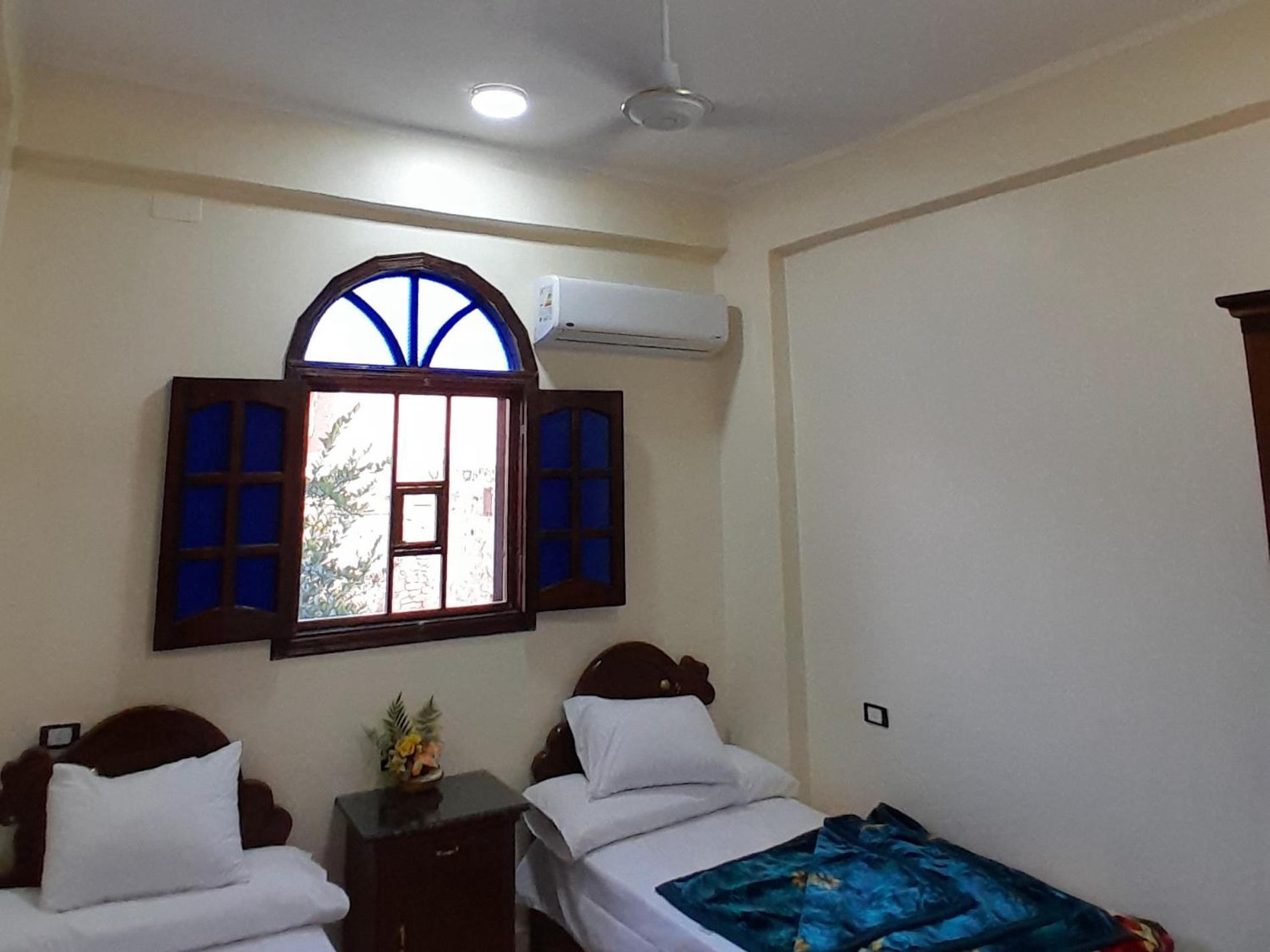 Osiris Guest House Abu Simbel Esterno foto